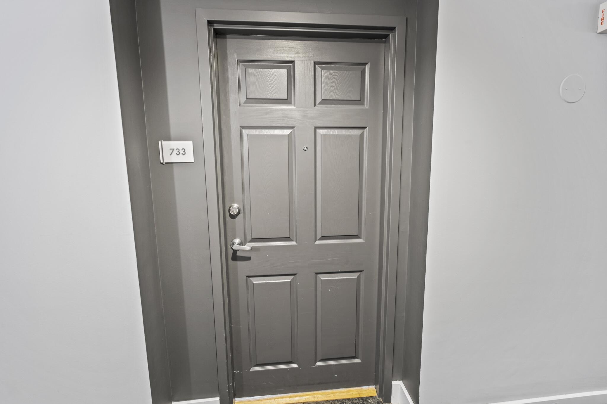 HOLLYWOOD STATION RES CONDO - Residential