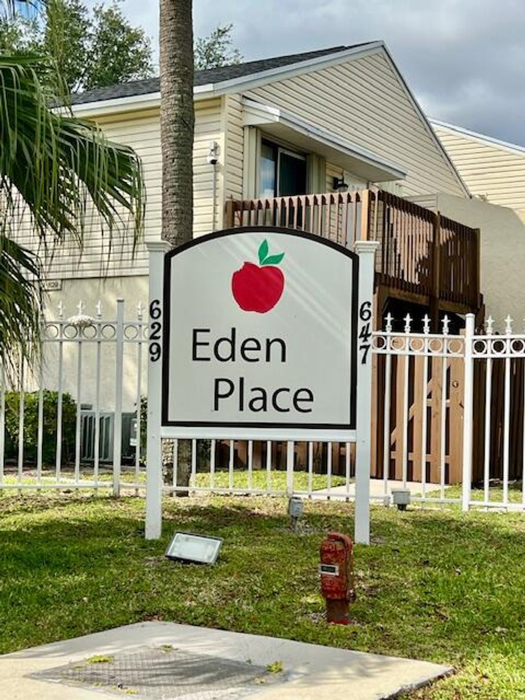 Photo of 639 Executive Center Drive #O105, West Palm Beach, FL 33401 (MLS # B26020405)