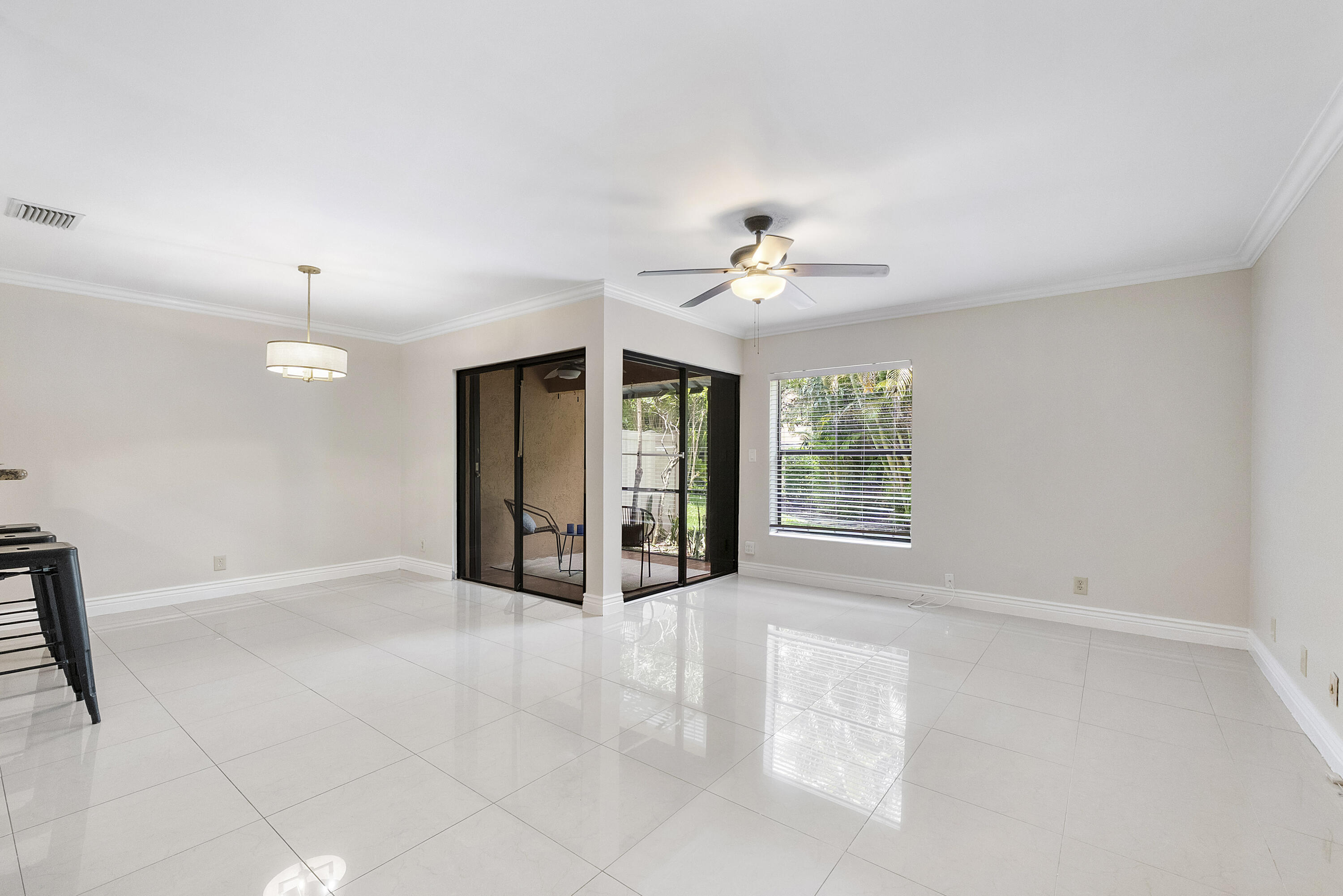 TARTAN COCONUT CREEK PHASE 1 - Residential Lease