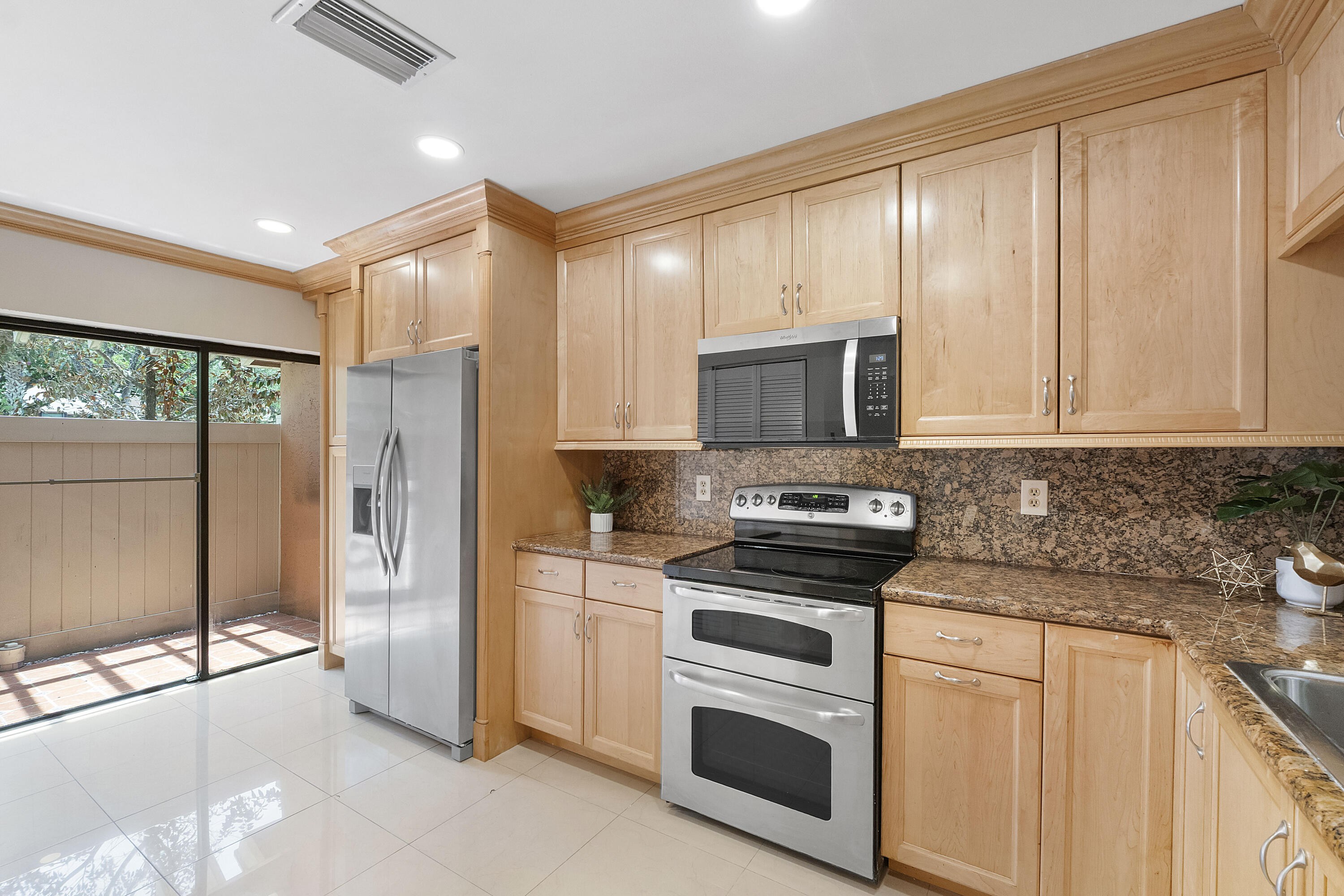 TARTAN COCONUT CREEK PHASE 1 - Residential Lease