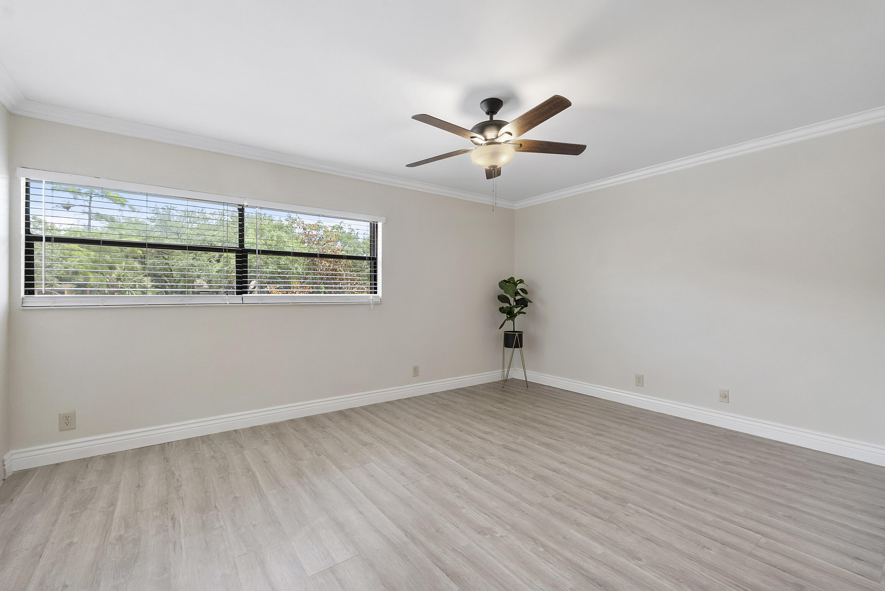 TARTAN COCONUT CREEK PHASE 1 - Residential Lease