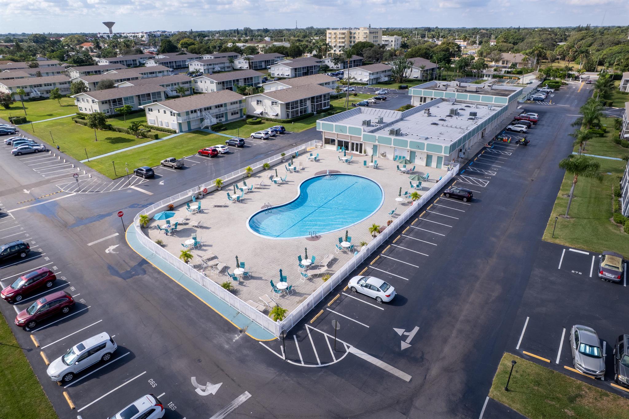 STERLING VILLAGE 210 COND - Residential