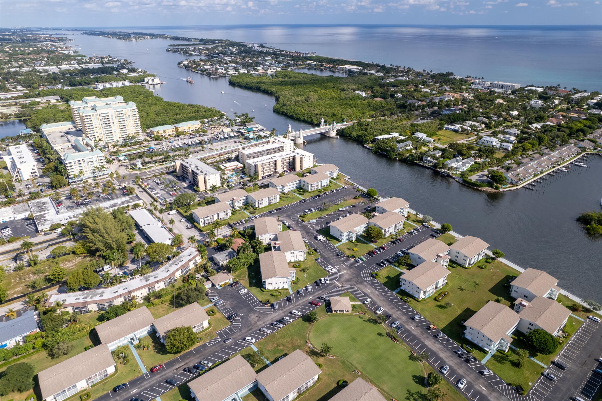 STERLING VILLAGE 210 COND - Residential