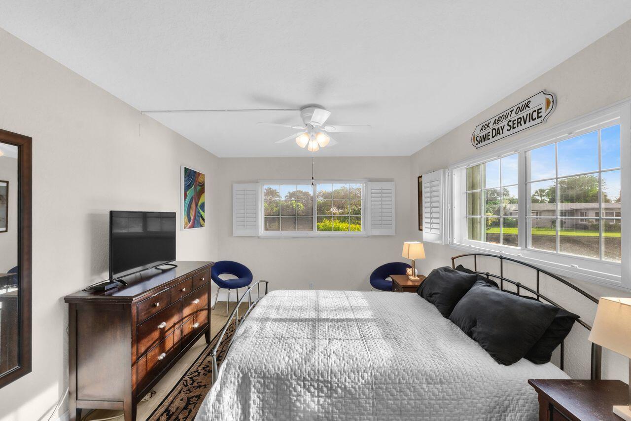 RIVER MANOR CONDO - Residential