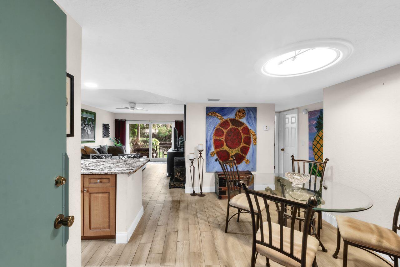 RIVER MANOR CONDO - Residential