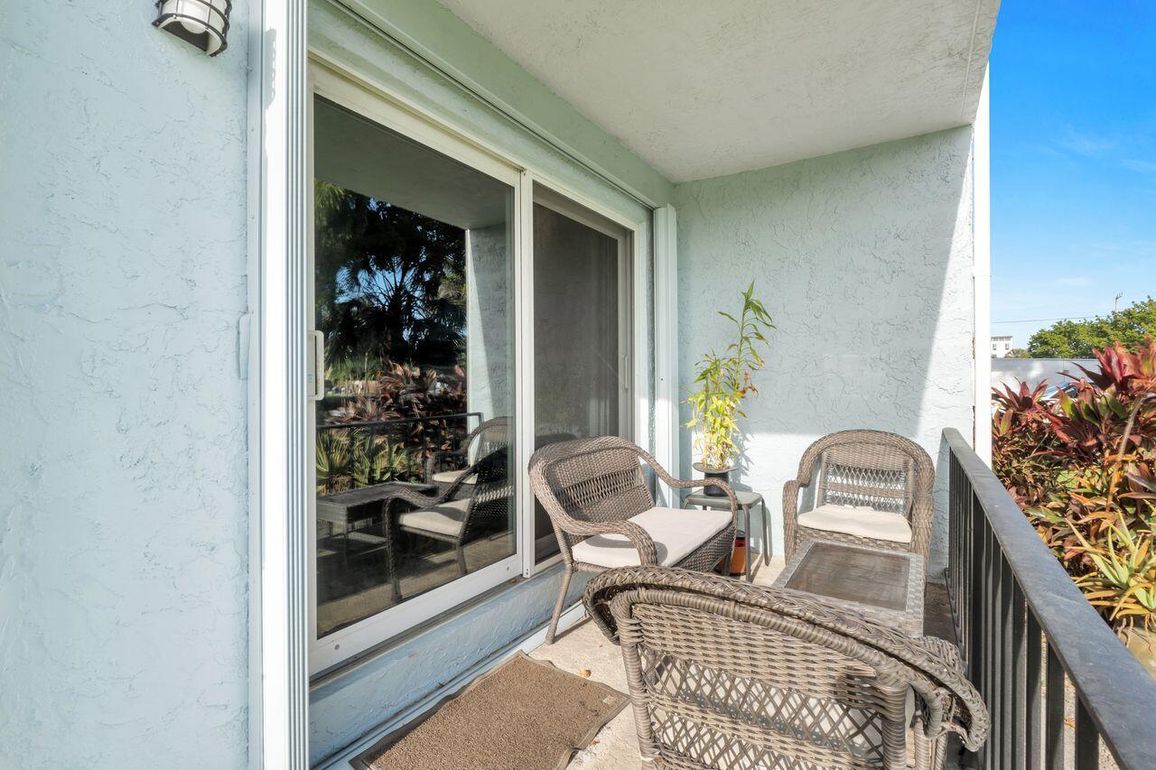 RIVER MANOR CONDO - Residential