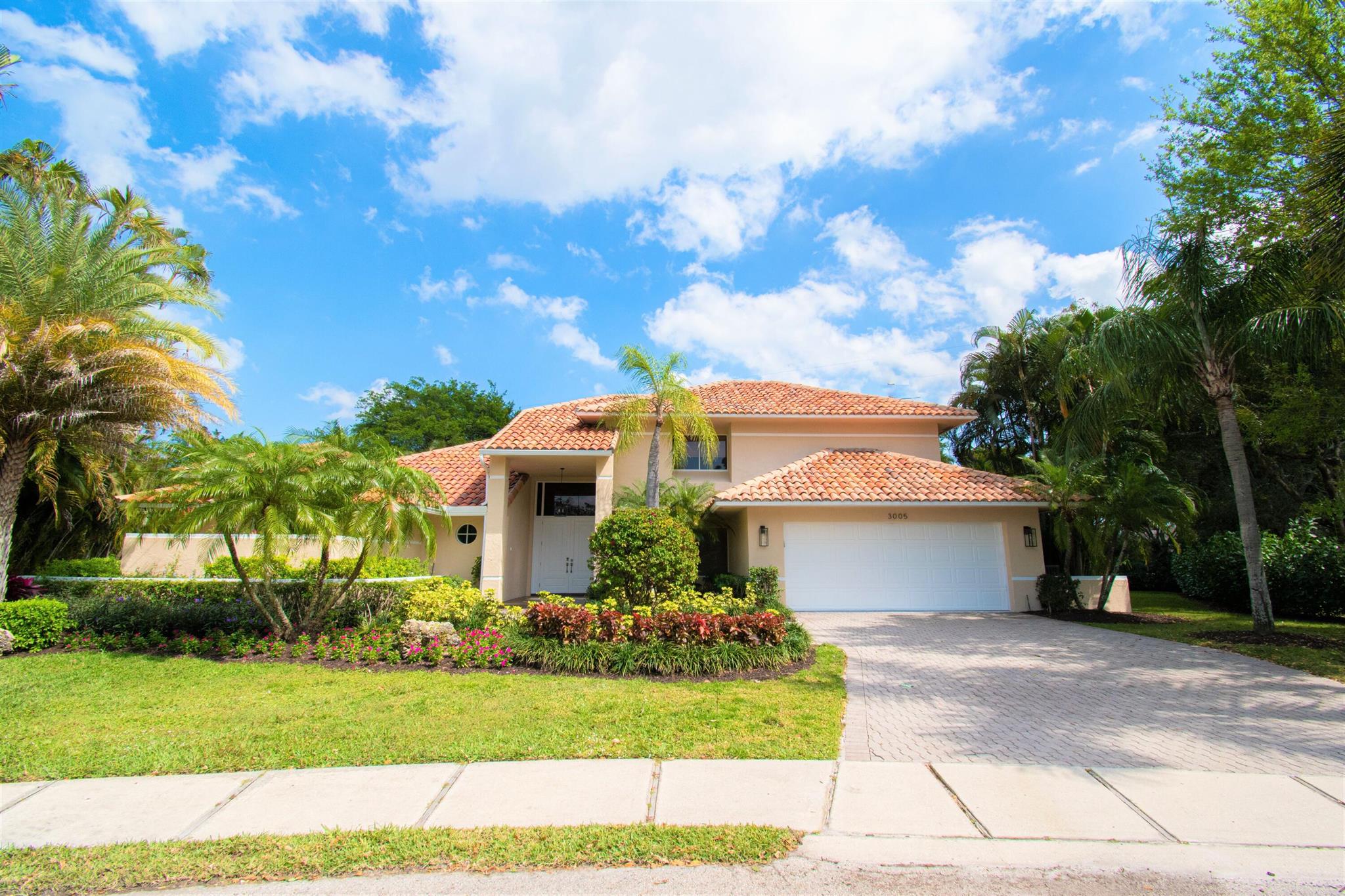 3005 Hampton Circle