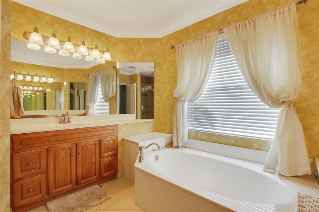 HIDDEN HOLLOW 1 - Residential