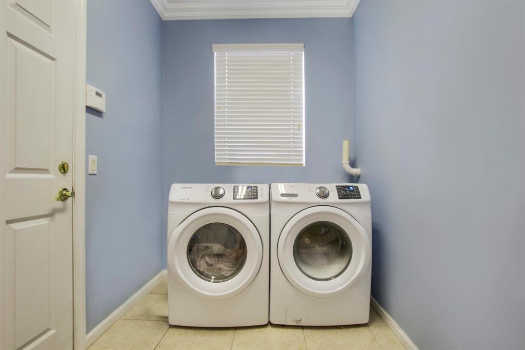 HIDDEN HOLLOW 1 - Residential