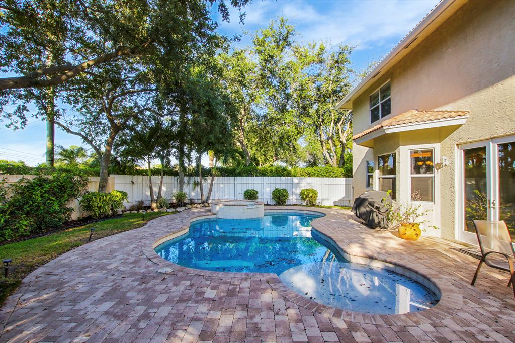 HIDDEN HOLLOW 1 - Residential