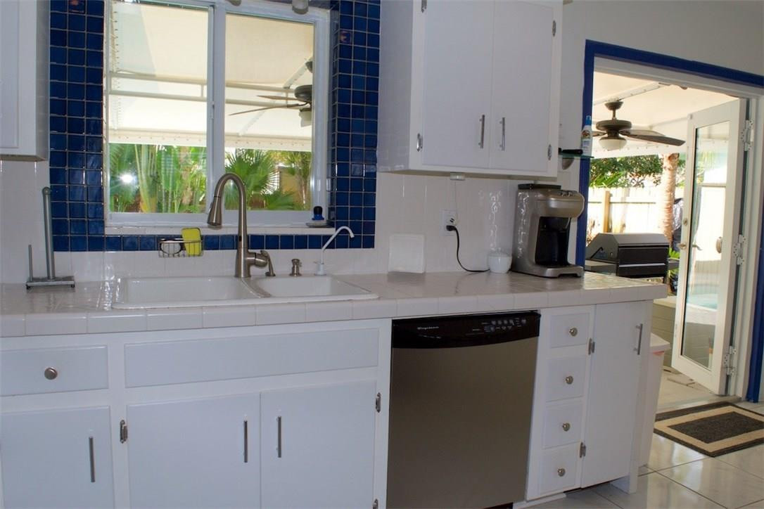 Coral Woods 33-25 B - Residential