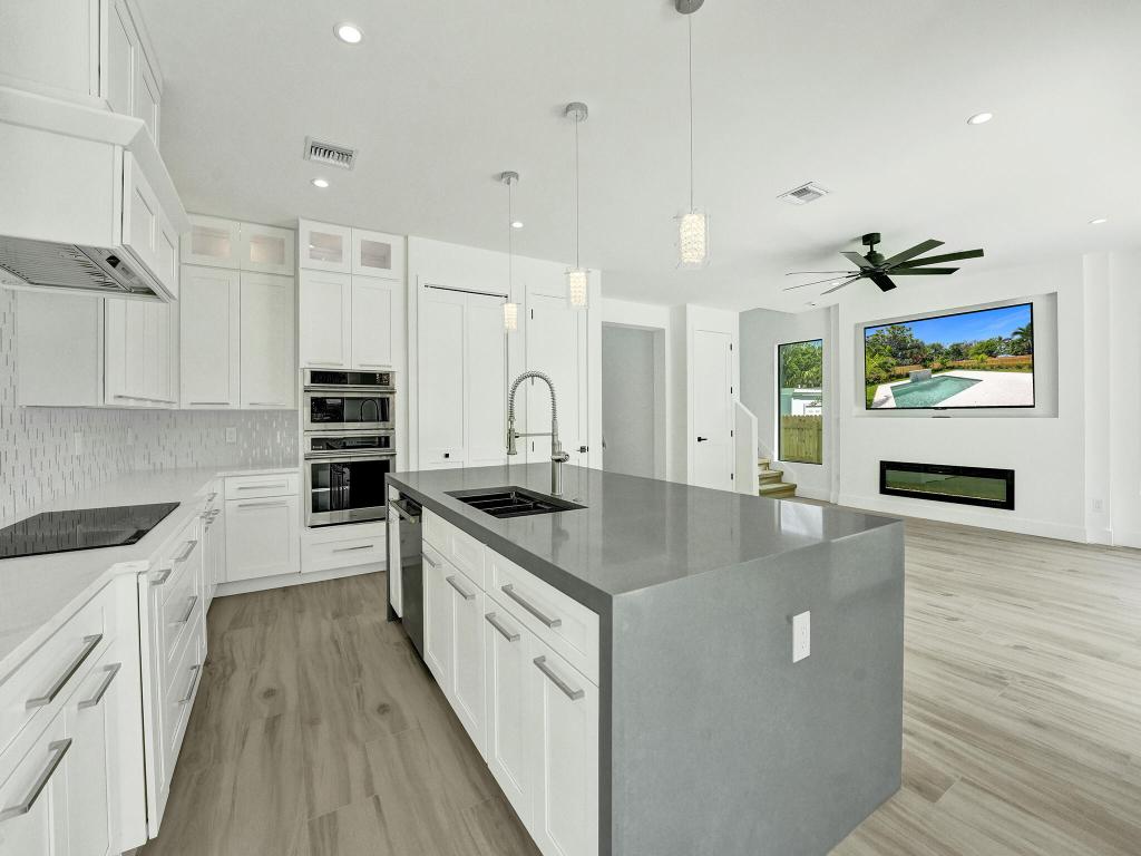 GREYNOLDS HIGHLANDS UNIT 1 IN PB 13 PGS 25 TO 27 I - Residential