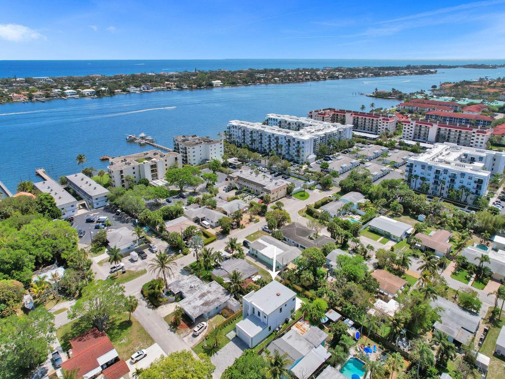 GREYNOLDS HIGHLANDS UNIT 1 IN PB 13 PGS 25 TO 27 I - Residential