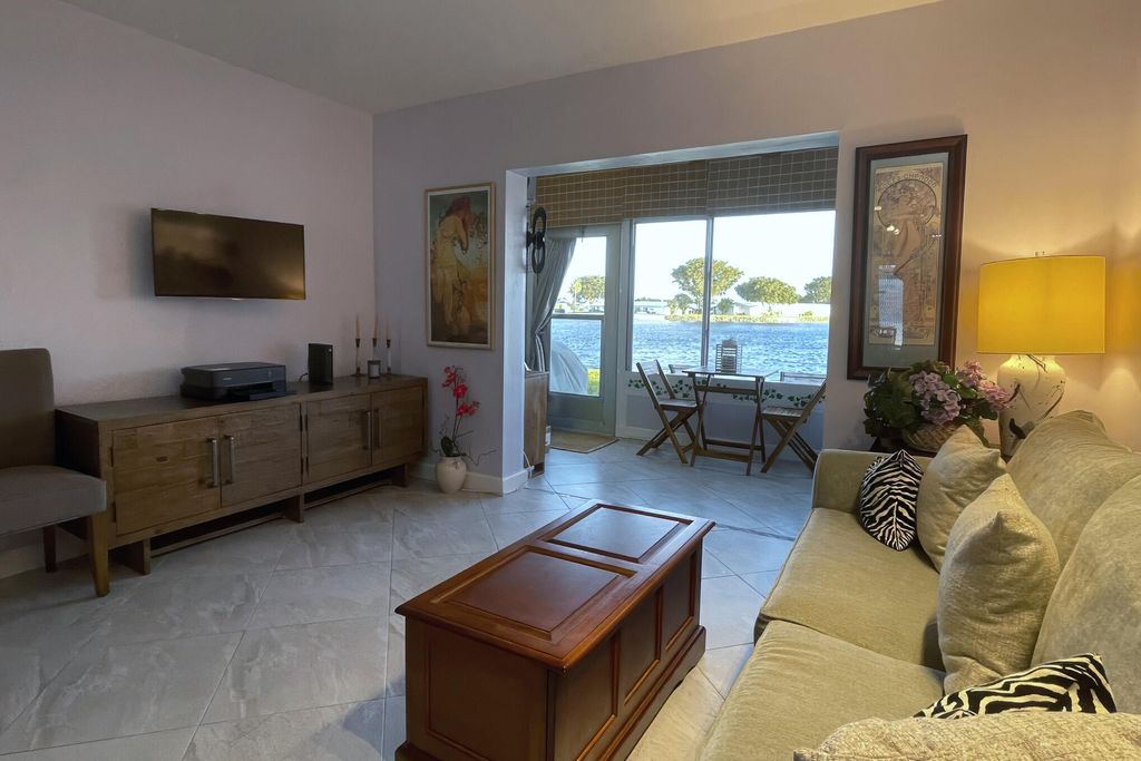 Photo of 1116 Lake Terrace #114, Boynton Beach, FL 33426 (MLS # R11167337)