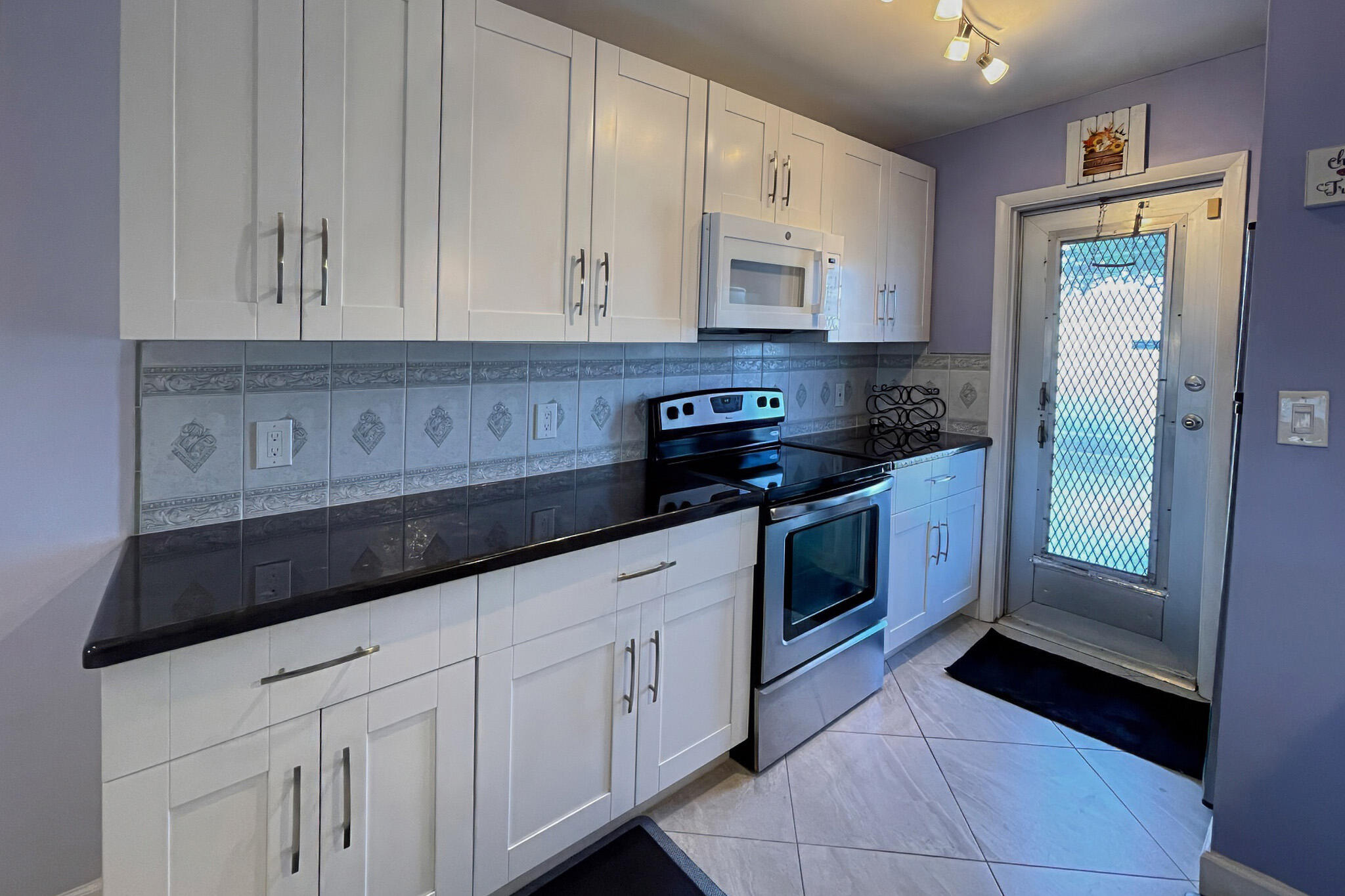 LEISUREVILLE LAKE CONDS UNITS A TO J, N & O IN PB2 - Residential