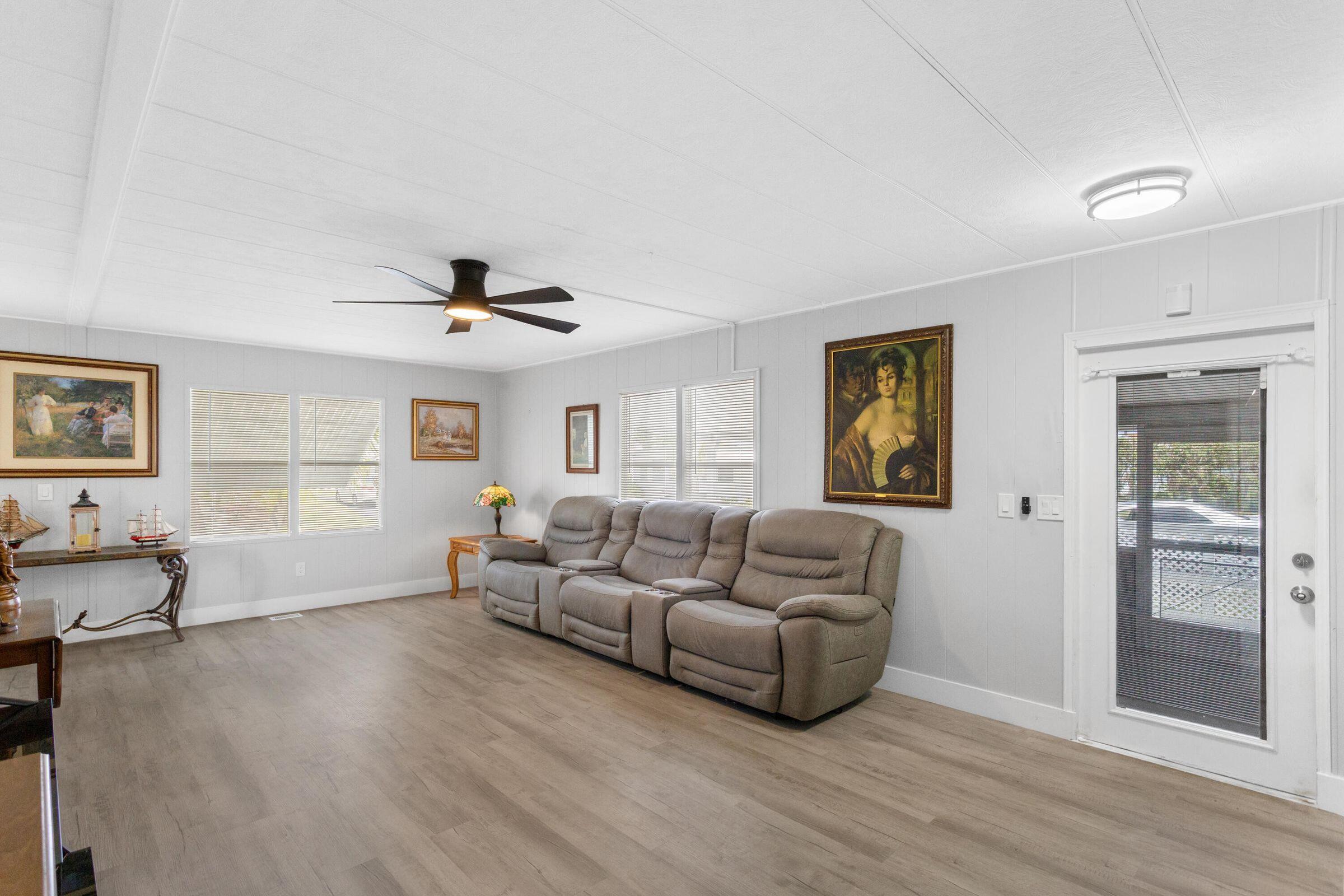 JAMAICA BAY MOBILE HOME CO OP - Residential