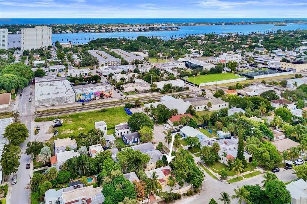 Flamingo Park - Residential Income