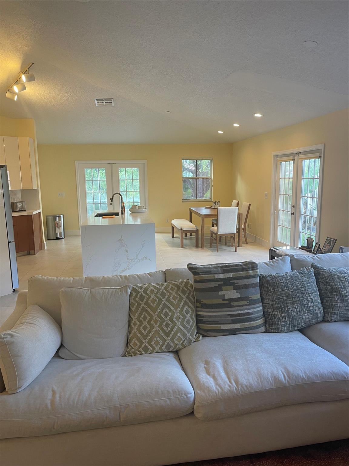 Lakes Of Newport II 158-2 - Residential