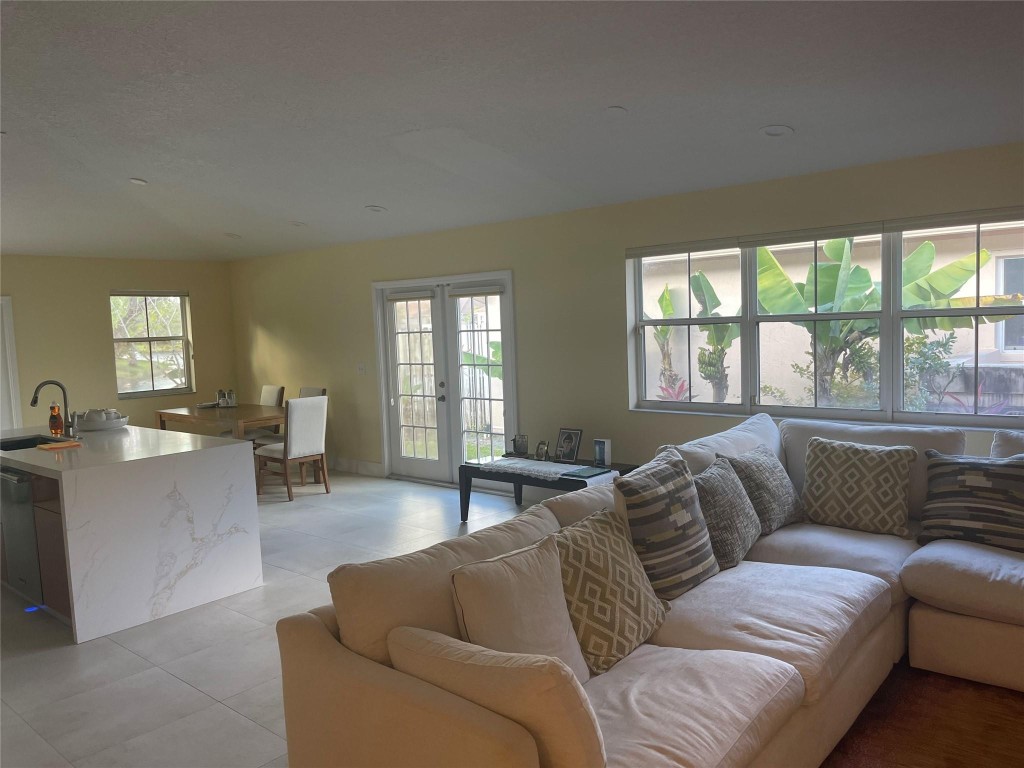 Lakes Of Newport II 158-2 - Residential