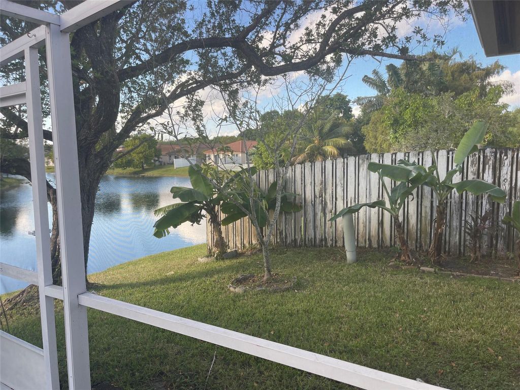 Photo of 139 NW 72nd Ave, Plantation, FL 33317 (MLS # F10539184)