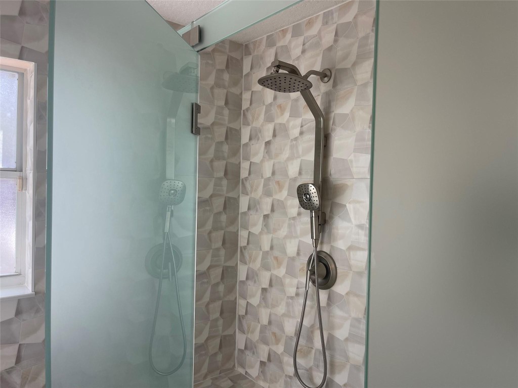 Lakes Of Newport II 158-2 - Residential