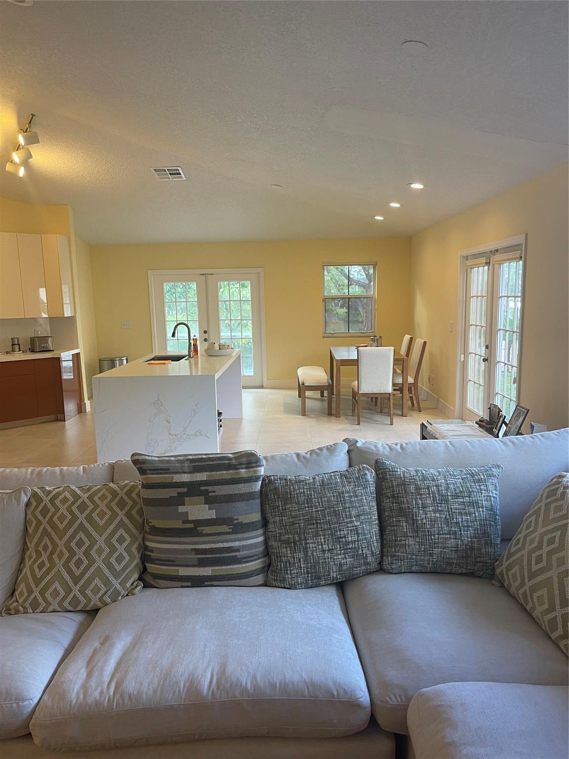 Lakes Of Newport II 158-2 - Residential