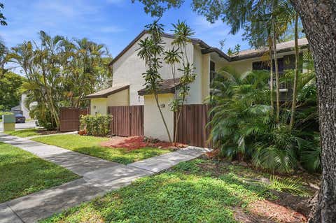 Tiny photo for 3349 Cocoplum Circle #33129, Coconut Creek, FL 33063 (MLS # B26040489)
