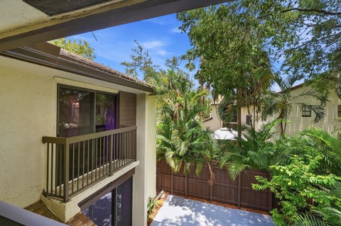 Tiny photo for 3349 Cocoplum Circle #33129, Coconut Creek, FL 33063 (MLS # B26040489)