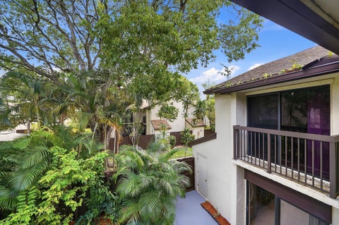 Tiny photo for 3349 Cocoplum Circle #33129, Coconut Creek, FL 33063 (MLS # B26040489)
