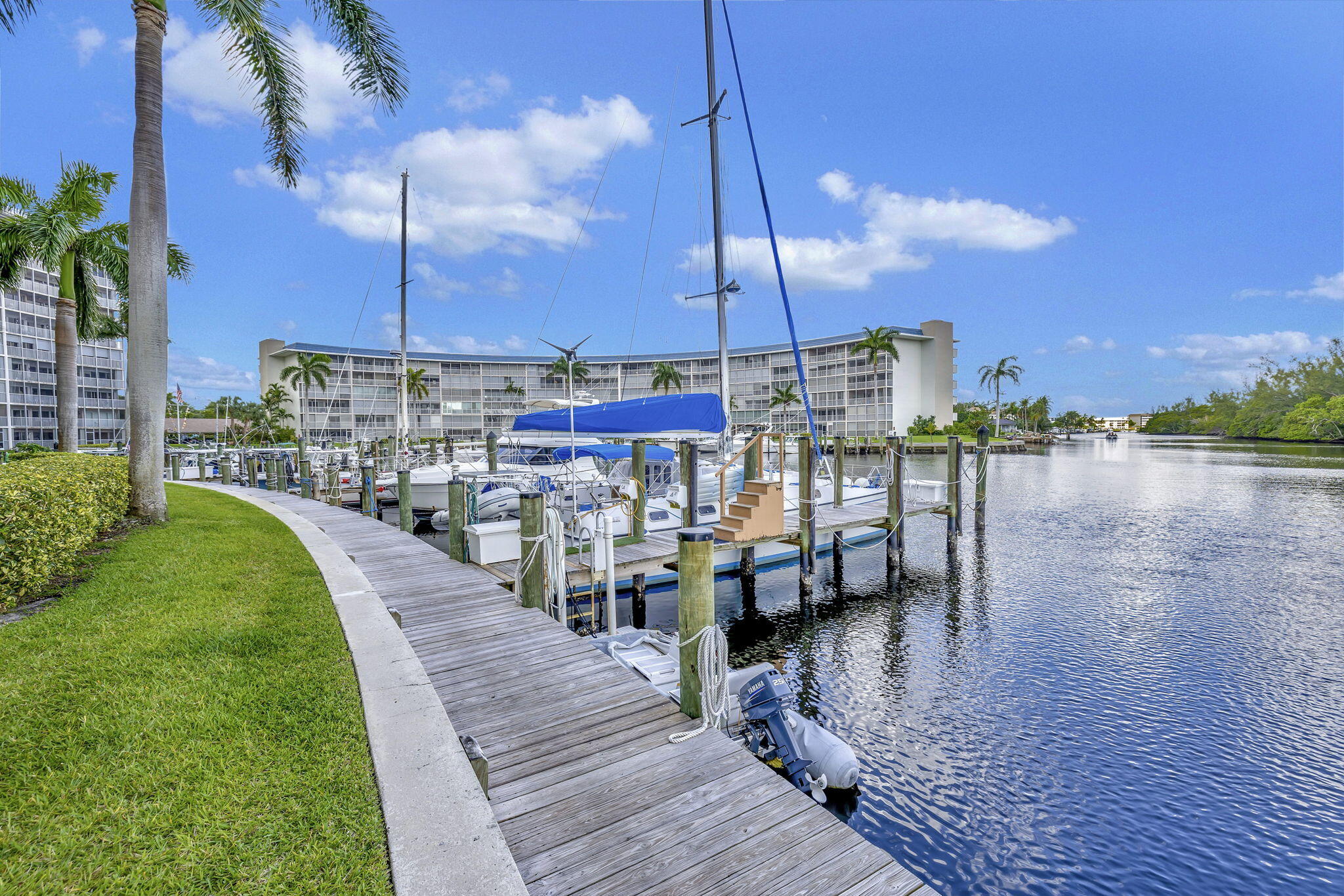HILLSBORO COVE CONDO - Residential