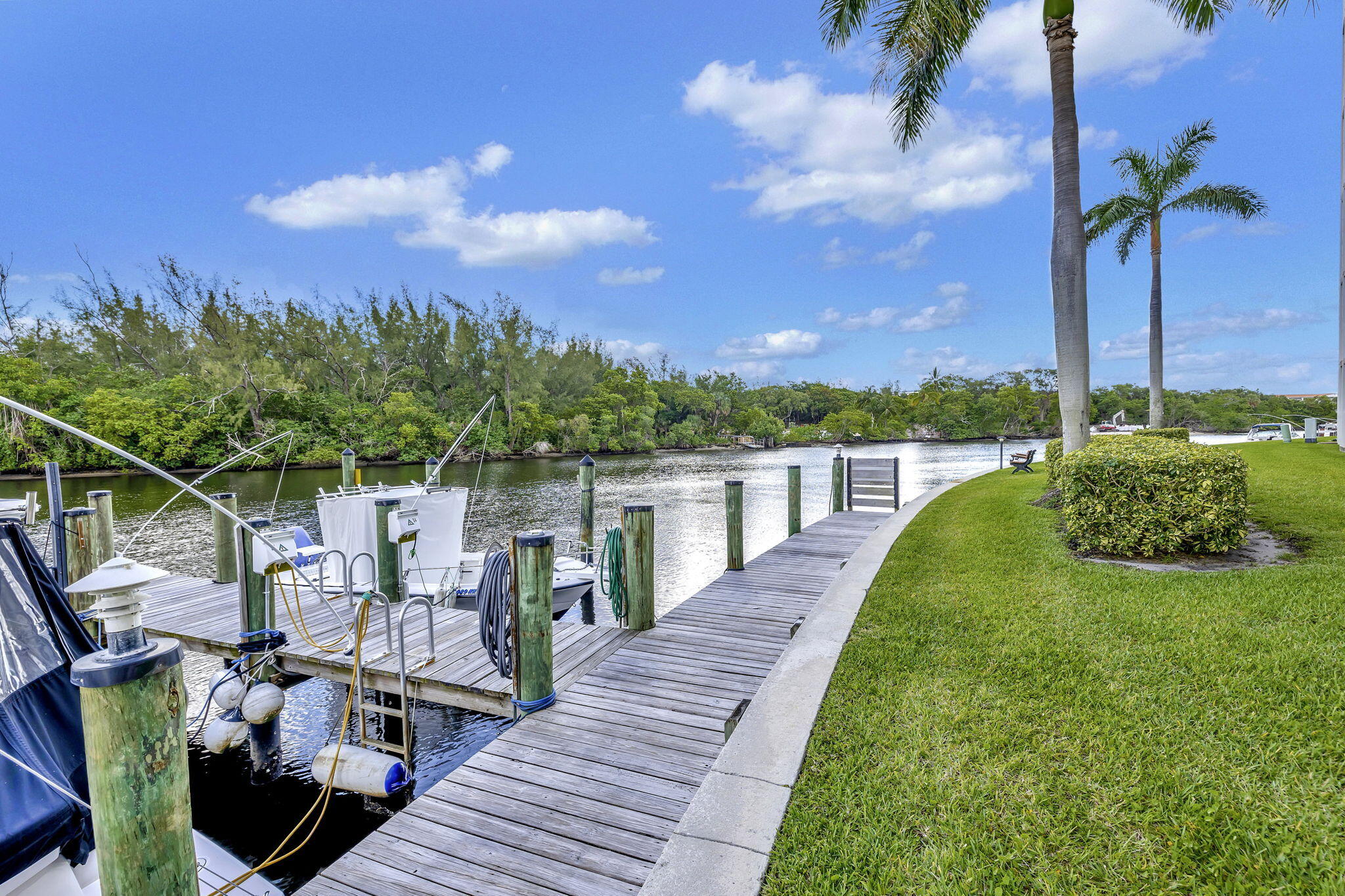 HILLSBORO COVE CONDO - Residential