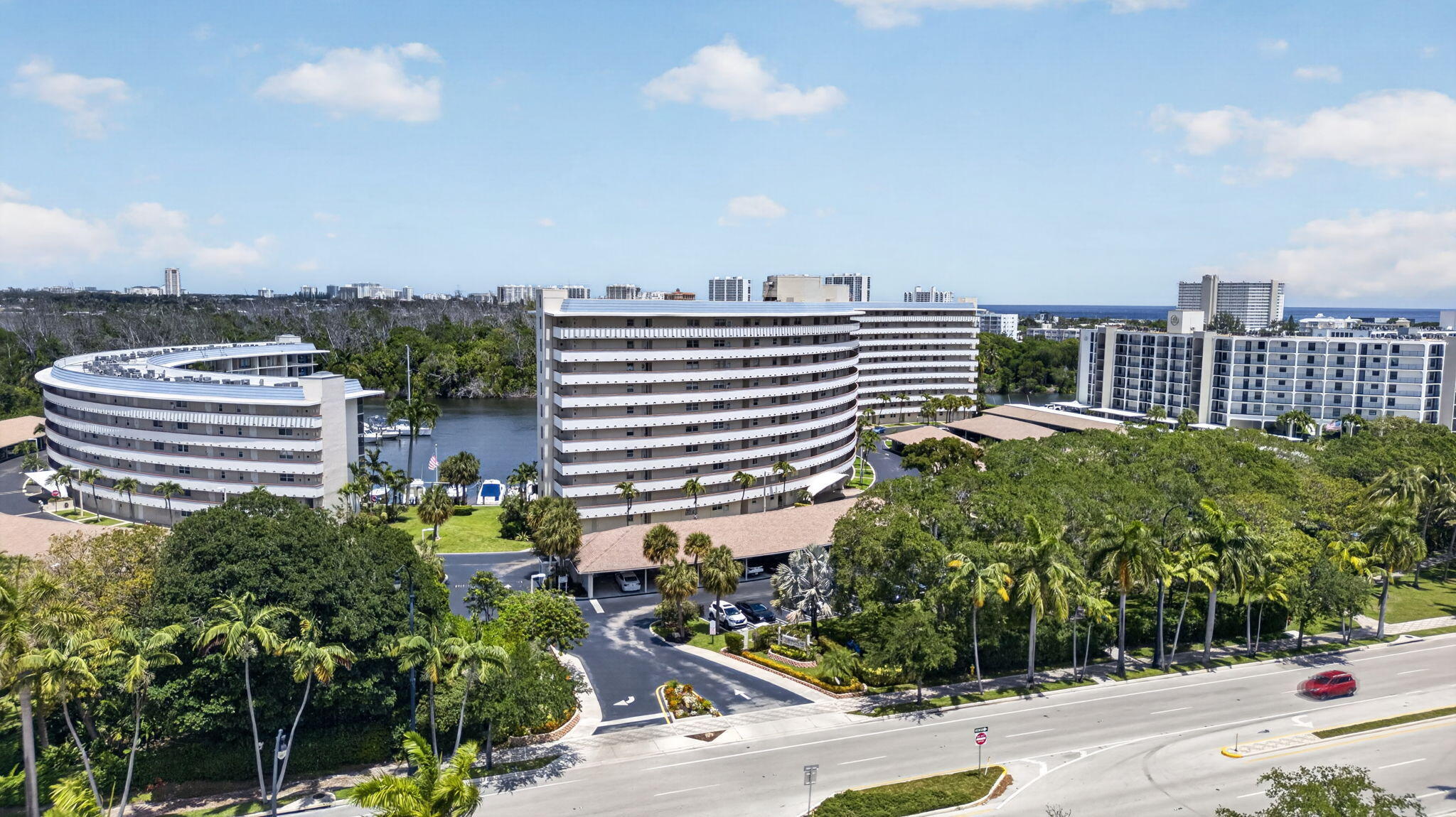 HILLSBORO COVE CONDO - Residential