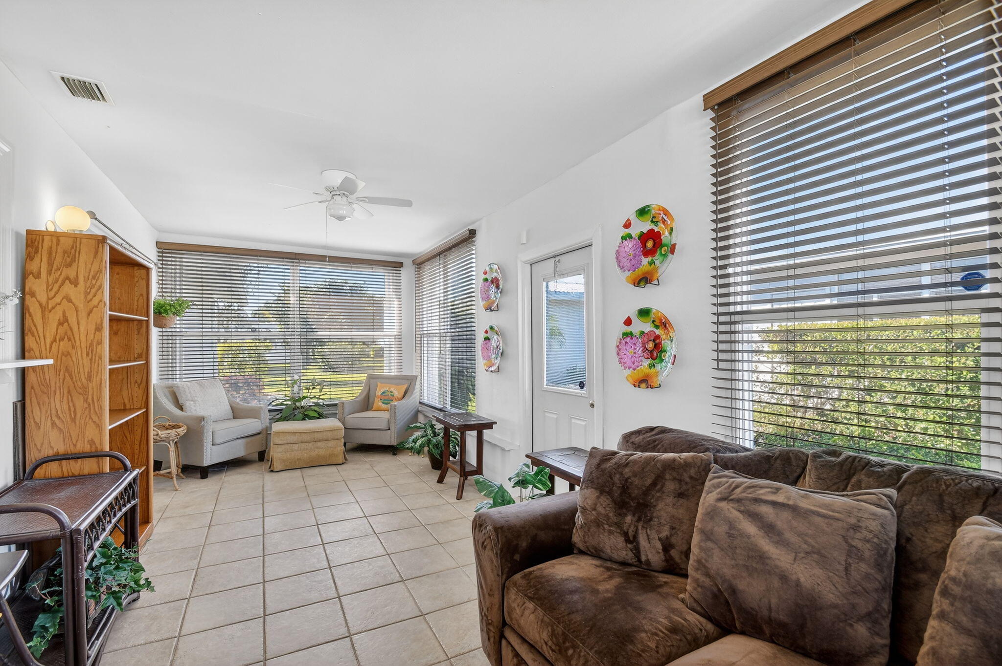 PALM BEACH LEISUREVILLE SEC 2 - Residential