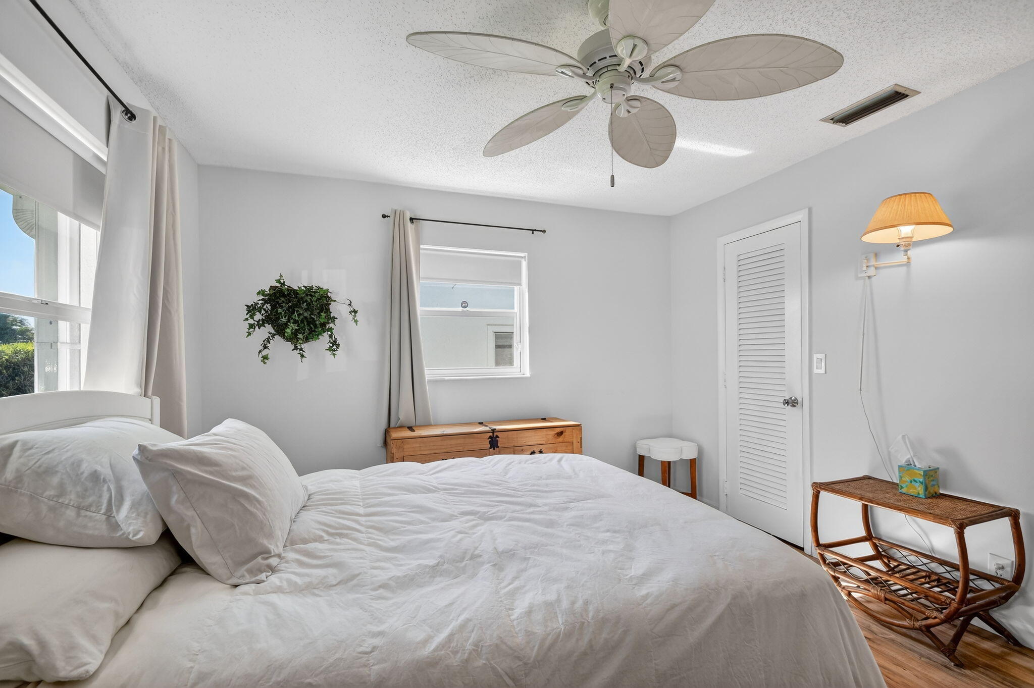 PALM BEACH LEISUREVILLE SEC 2 - Residential