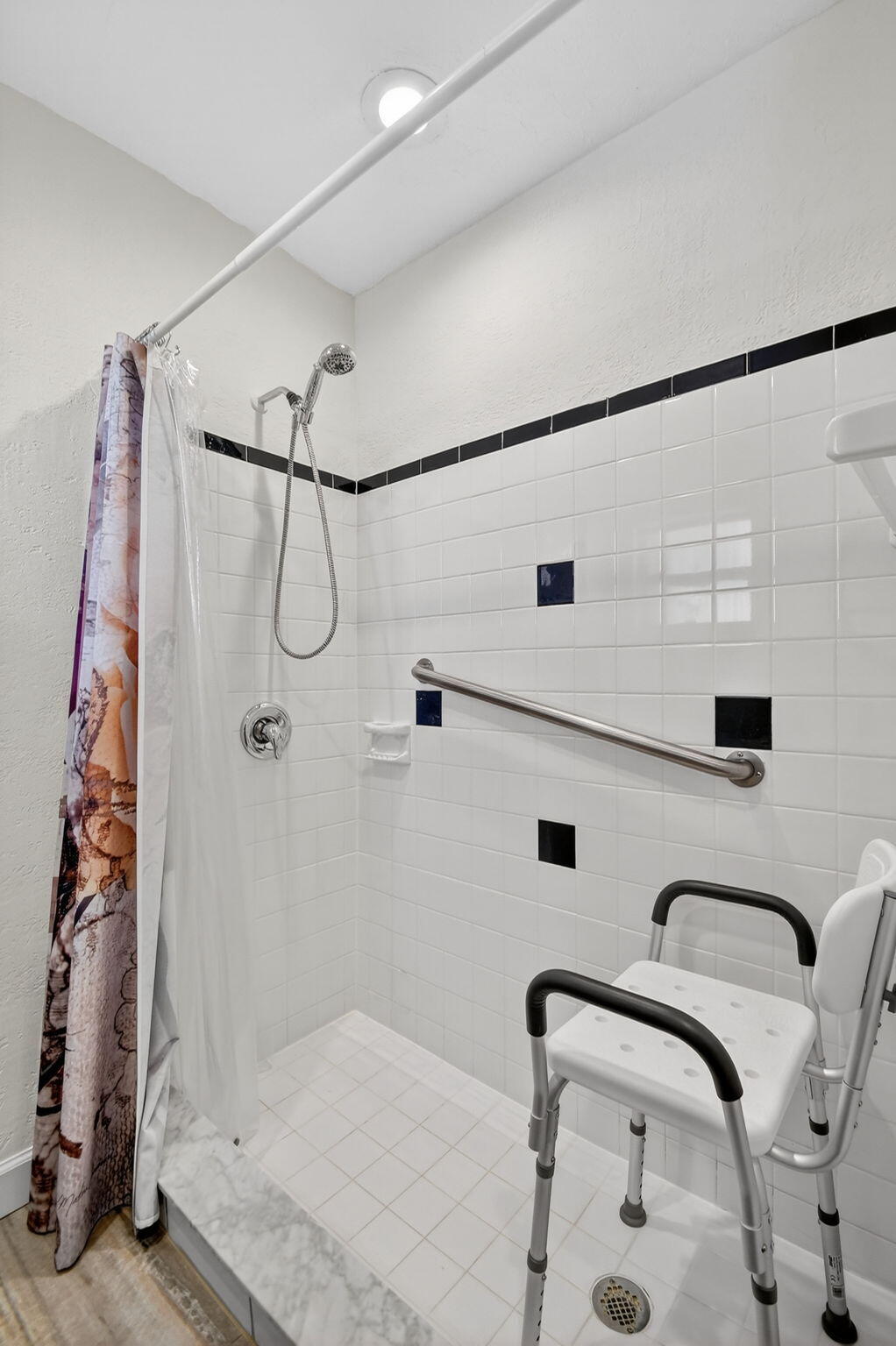 PALM BEACH LEISUREVILLE SEC 2 - Residential