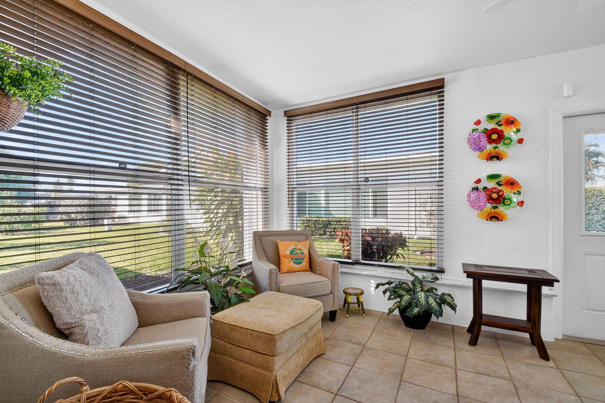 PALM BEACH LEISUREVILLE SEC 2 - Residential