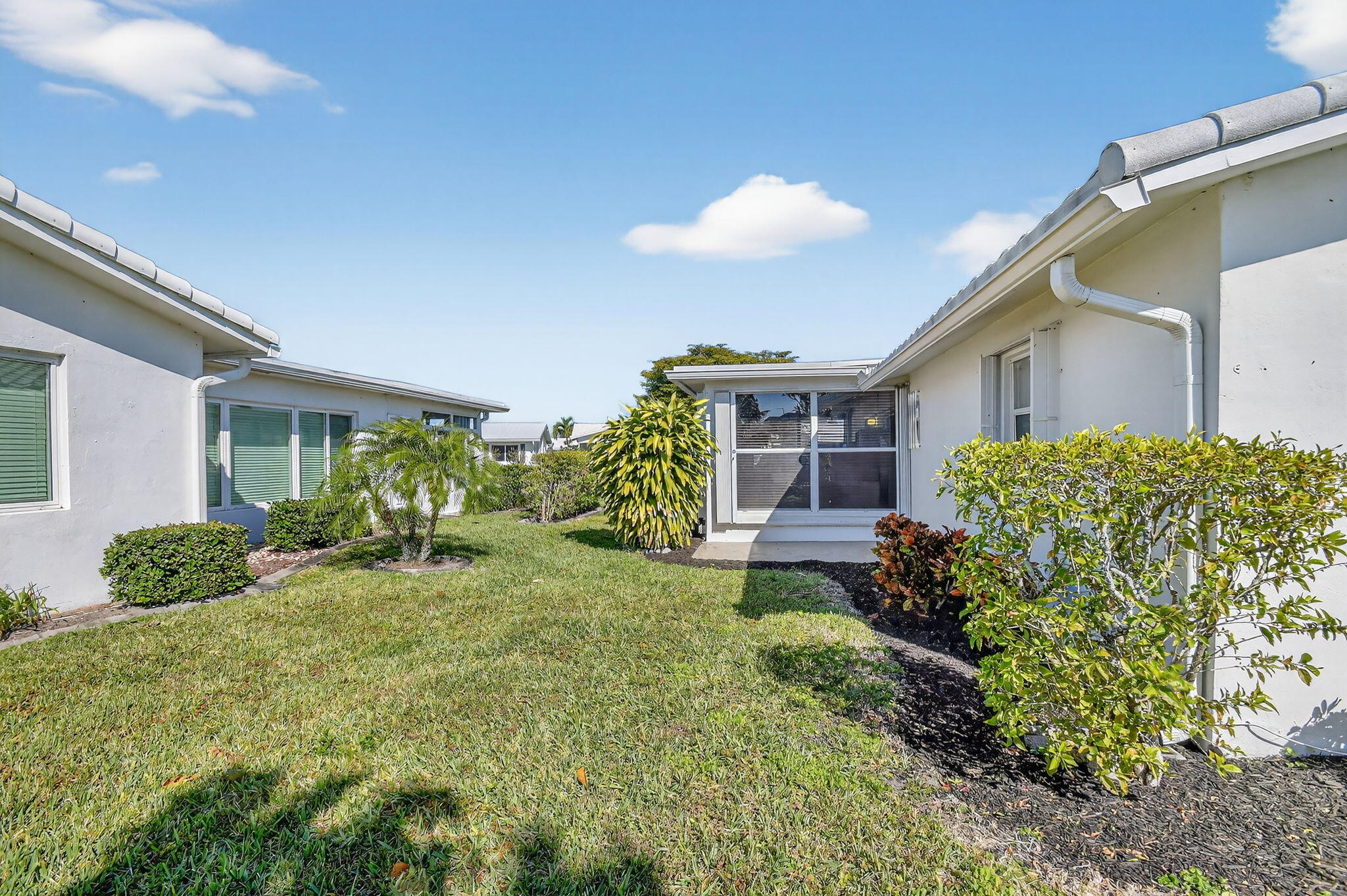 PALM BEACH LEISUREVILLE SEC 2 - Residential