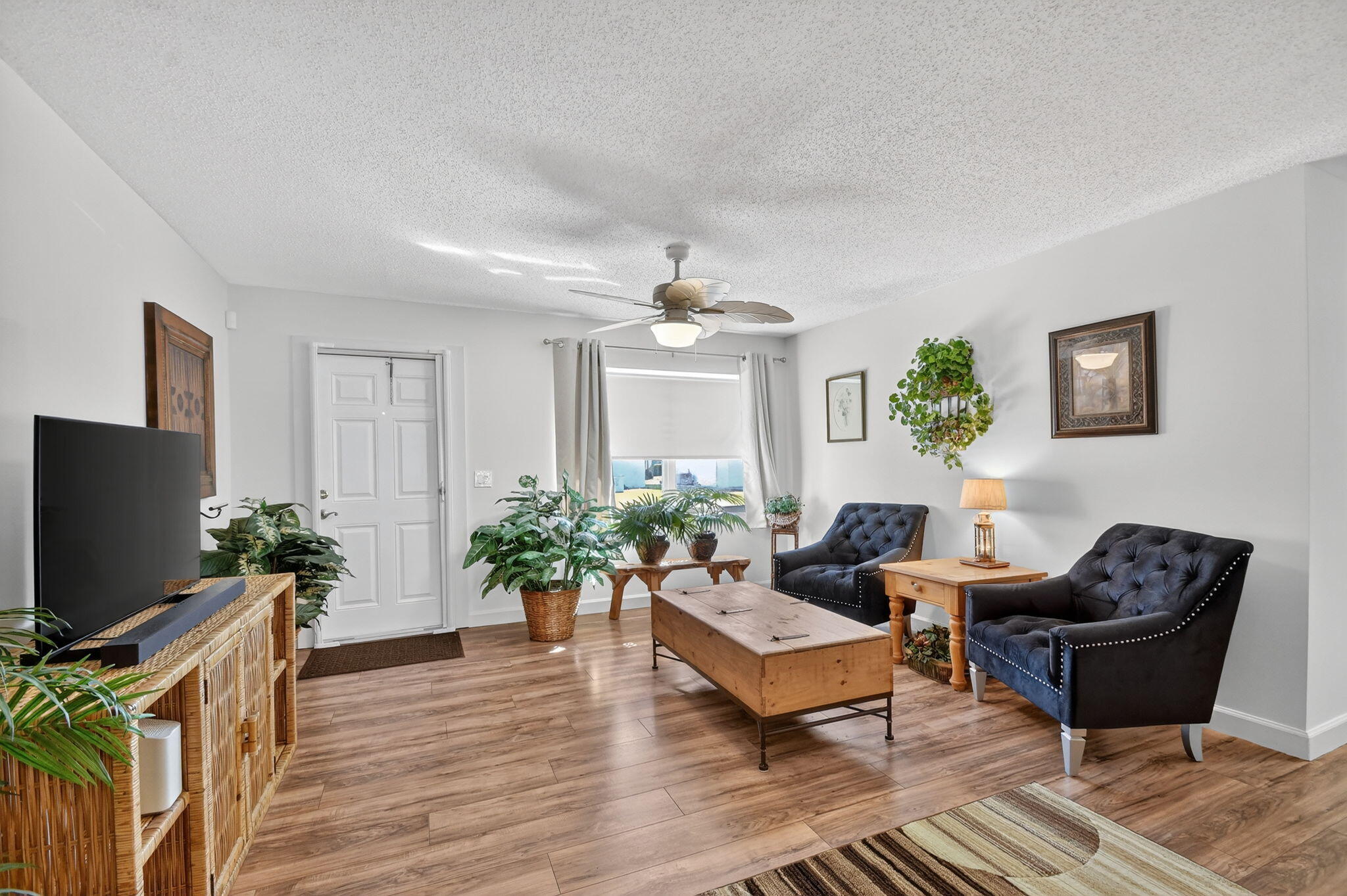 PALM BEACH LEISUREVILLE SEC 2 - Residential