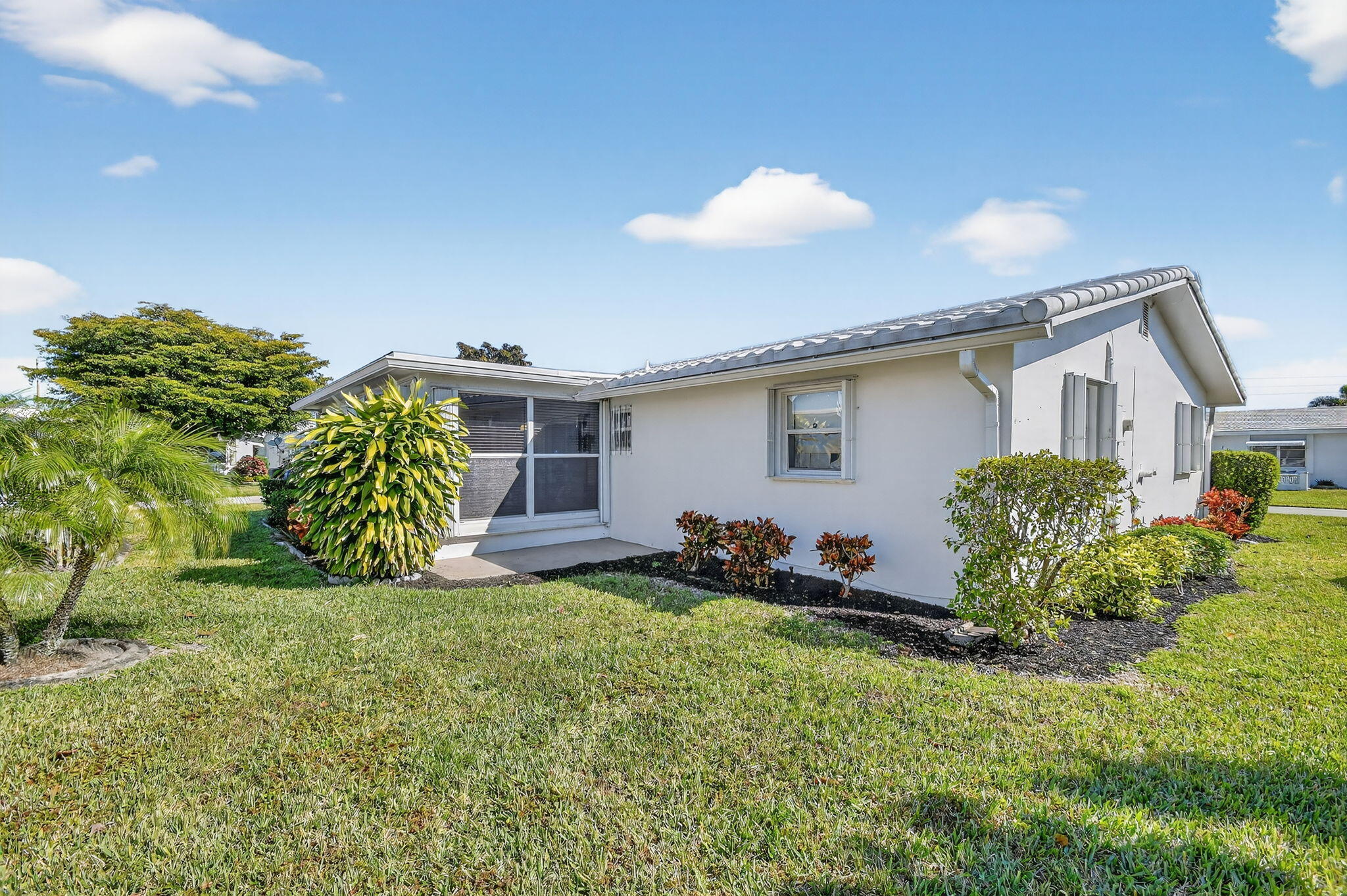 PALM BEACH LEISUREVILLE SEC 2 - Residential