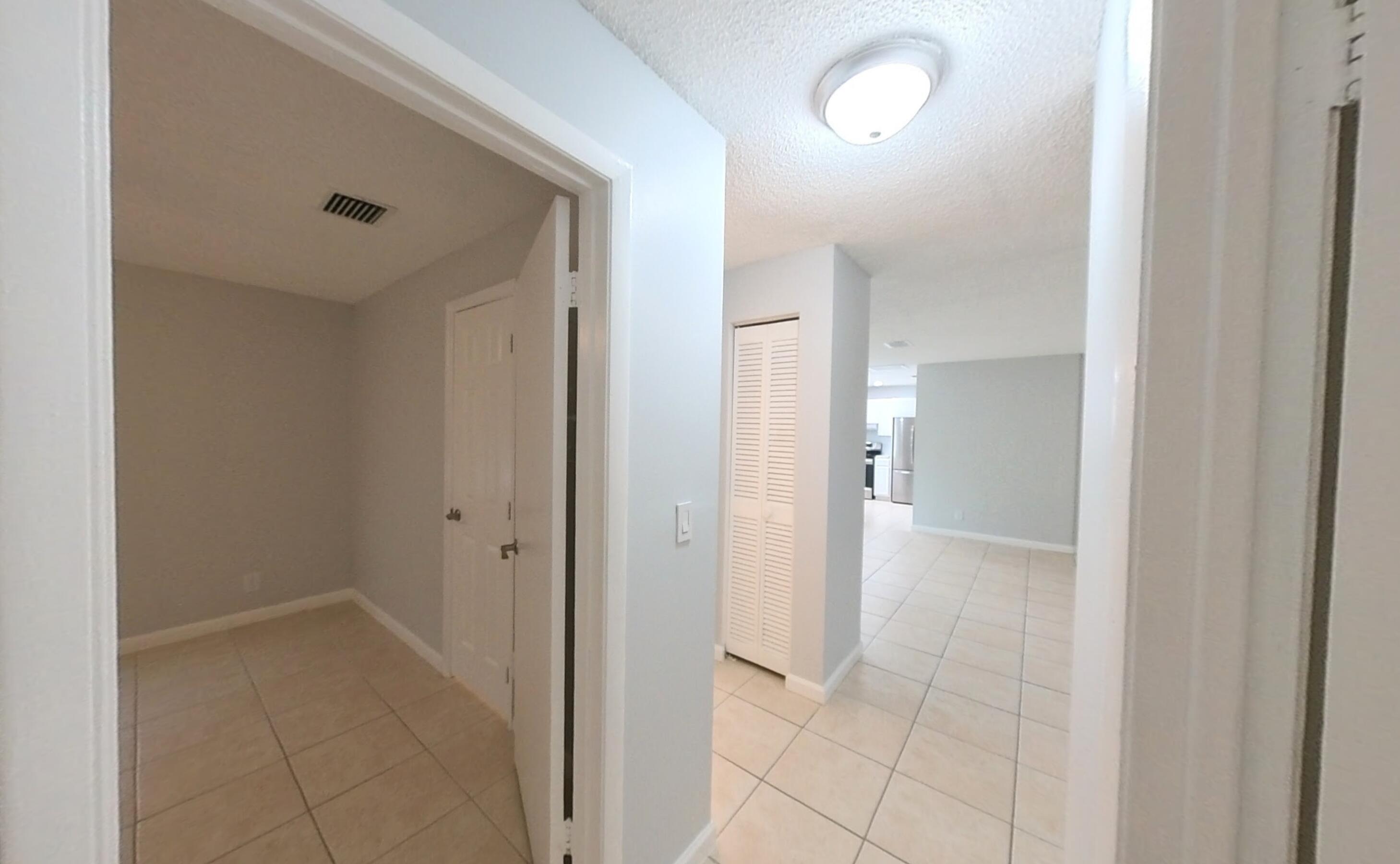 ROLLING GREEN RIDGE 1ST ADD - Residential Lease