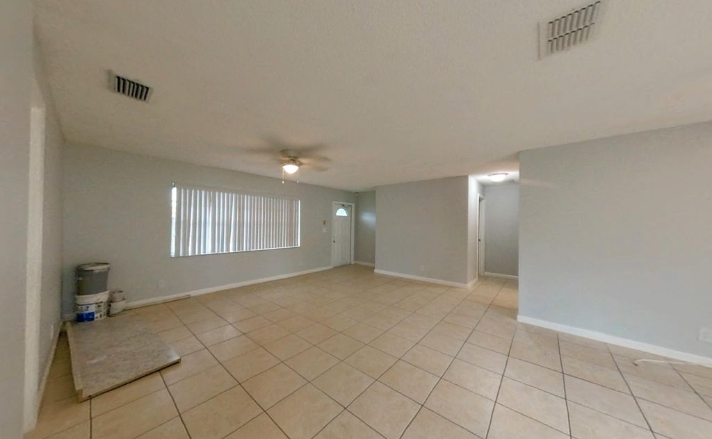 Photo of 141 NE 17th Court, Boynton Beach, FL 33435 (MLS # B26002574)