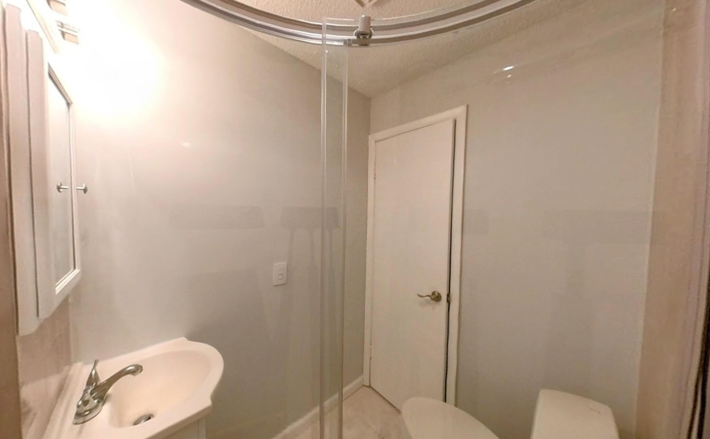 ROLLING GREEN RIDGE 1ST ADD - Residential Lease