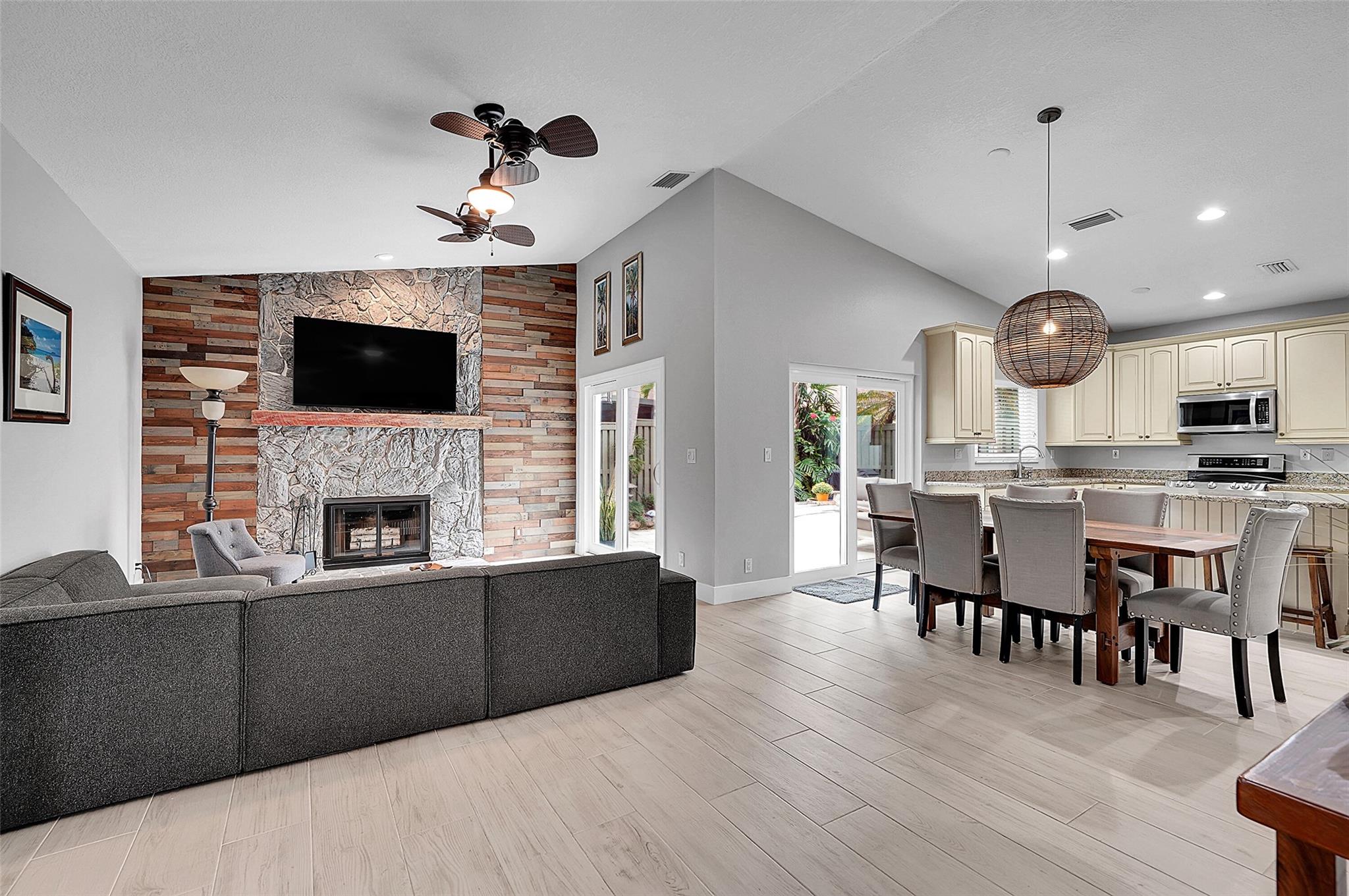 Mews of Cypress Head - Residential