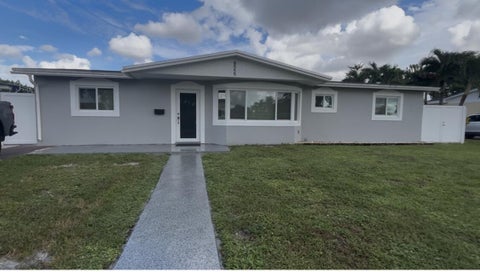 Photo of 8555 NW 175TH Street, Hialeah, FL 33015 (MLS # B26091082)