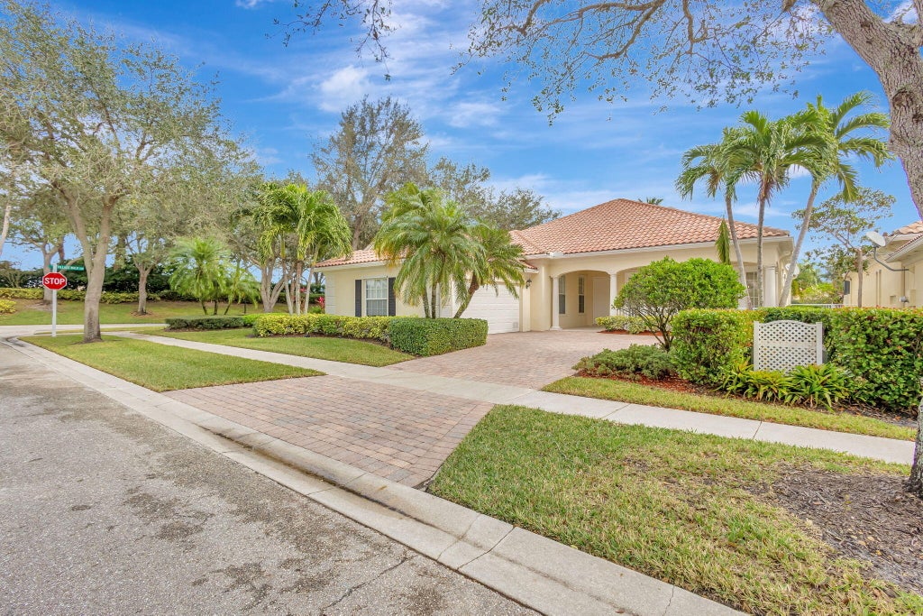 Photo of 2058 Futana Way, Wellington, FL 33414 (MLS # R11045783)