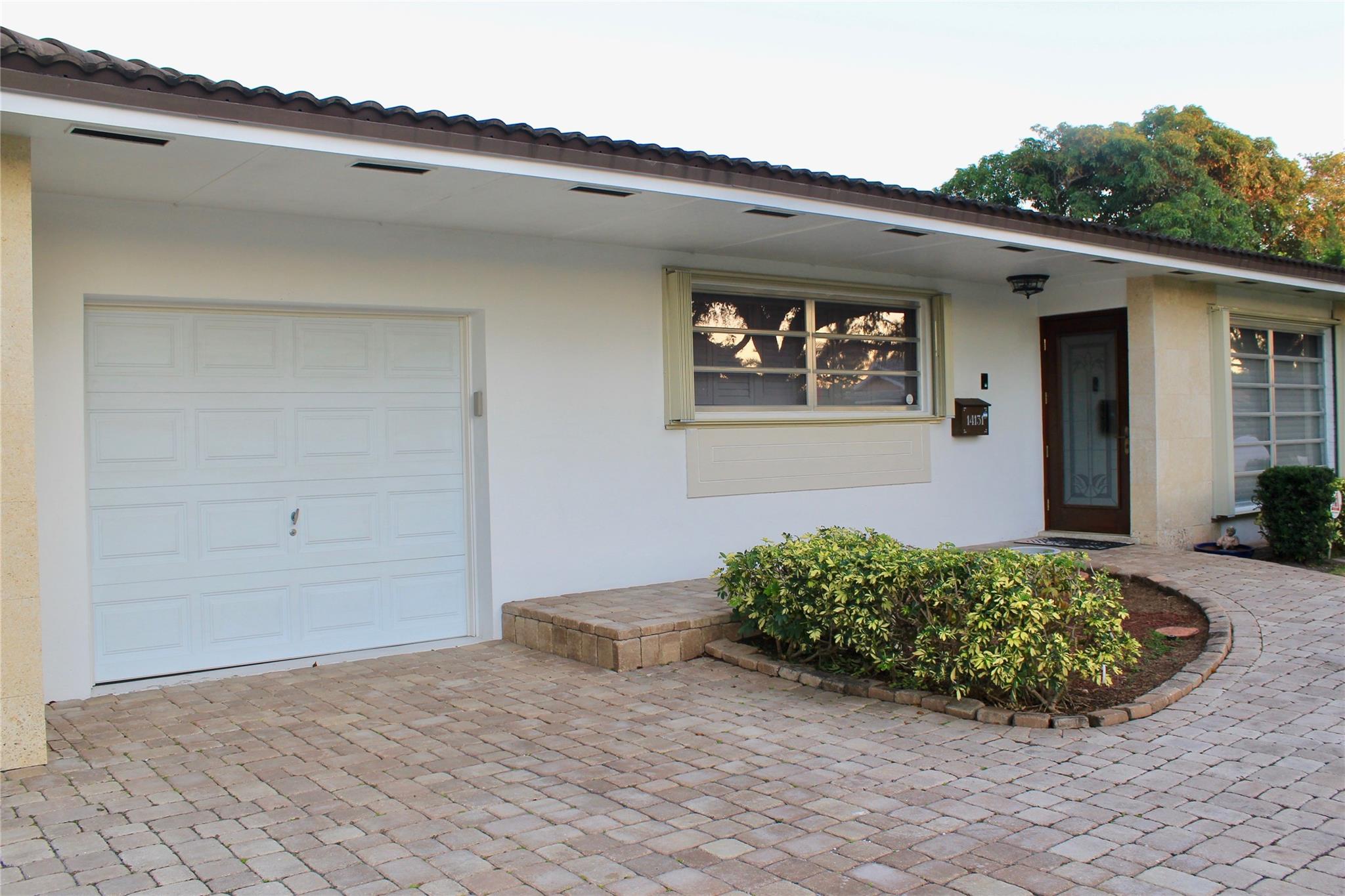14131 Cypress Ct