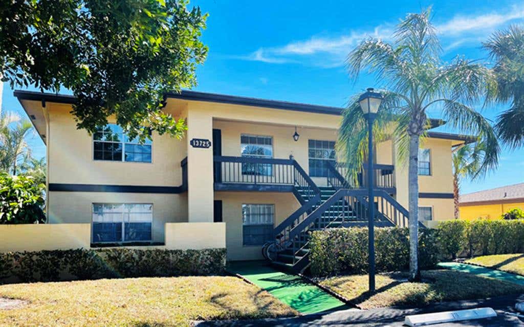 Photo of 13725 Via Aurora D, Delray Beach, FL 33484 (MLS # R10698586)