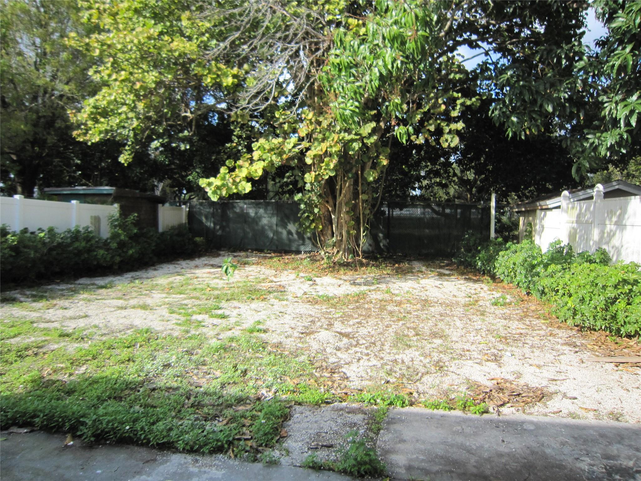 Springbank Park Sec 2 69- - Residential Lease