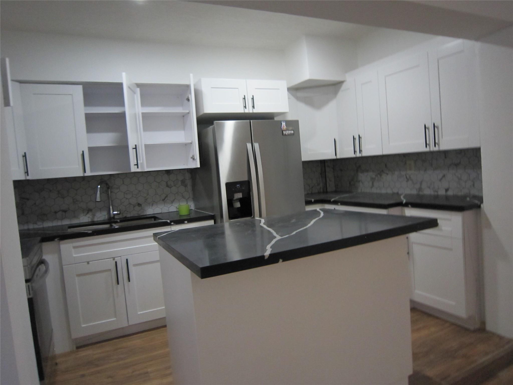 Springbank Park Sec 2 69- - Residential Lease