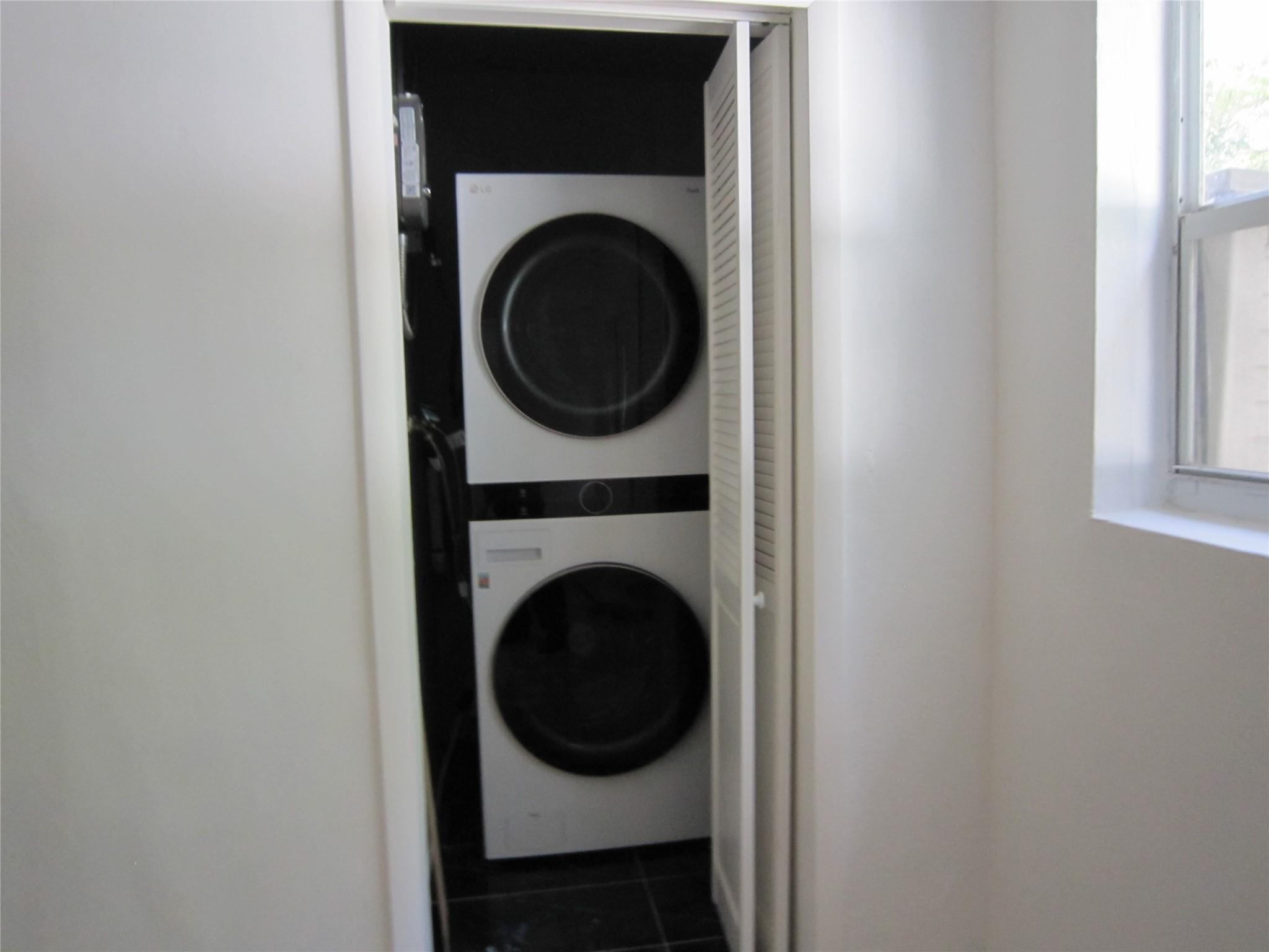 Springbank Park Sec 2 69- - Residential Lease